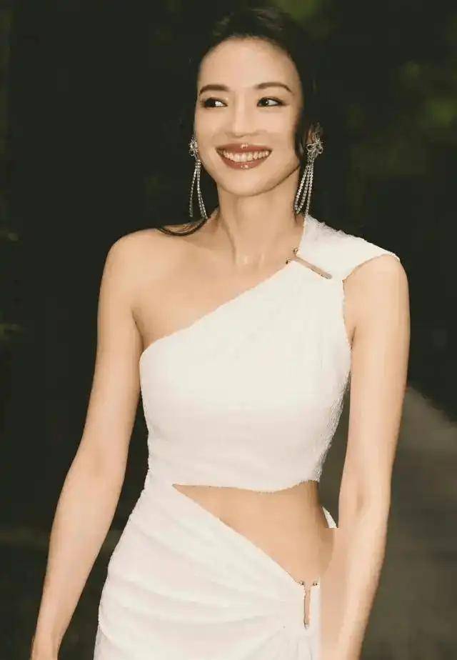 中国胸大的明星，文化现象的审视与反思